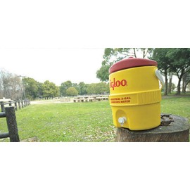 Igloo Beverage Cooler 2 Gal Yellow/Red