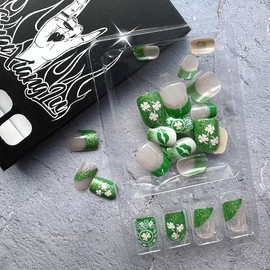 24Pcs St. Patrick's Day Press on Nails Short Square French Tip Fake Nails Green Glitter Sequin Design Glossy False Nails Shamrock Artificial Nails Hat Full Stick on Nails Cover Glue on Nails for Women