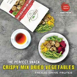 CRISPY MIX DRIED VEGETABLES 2.47 oz (70g) VIETFARMFOOD: Freeze-dried, no sugar added, naturally sweet. Nutritious, pure, and crunchy. Great for snacking, toppings, desserts, or healthy gifting.