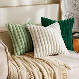 MIULEE Plush Velvet Cushion Cover Faux Fur Soft Modern Sofa Cushion Decorative Cushion Smooth Zip Washable Decorative Cushion Cover for Living Room Sofa Set of 2 40 x 40 cm Beige