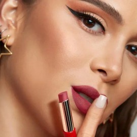 Labial En Barra Mate Colorfix 24h De Esika                                                                                                            