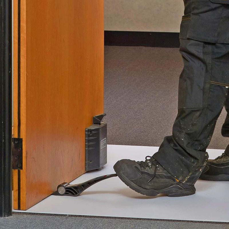 Trend Foot-Operated Door Lifter - The Perfect Tool for Carpenters