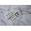Oneida Silverware Set For 4, Louisiana 20-Piece Fine Flatware Set,