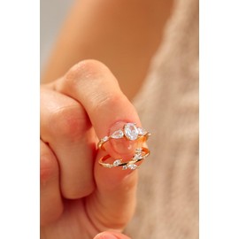 BLOSSOM & HUE Womens Gold Wedding Band | 14K Gold Leaf Vine Ring | Cubic Zirconia Minimalist Anniversary - Bridal Jewelry - Gift for Her (Size 8)