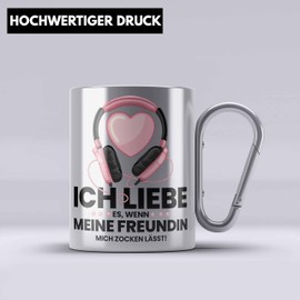 Trendation - Gamer Geschenk Freundin Gamer Zocken Zocker Headset Grafik Edelstahl Tasse Karabiner Geschenkidee Edelstahl Tasse Karabinern Lustig Gaming (Silber)