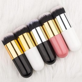 Makeup brush with protective mesh / 메이크업 브러쉬 화장솔 손상방지 망사 포함