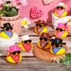 24 Sets de Patos Pequeños de Goma de Vaquero Mini