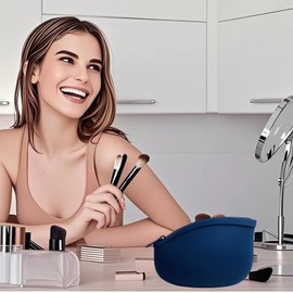 WHHJM Small Makeup Bag Premium Silicone Purse Bag Multifunctional Essential Bag Zipper Pouch Water and Heat Resistant (Blue)