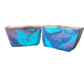 CAMO ARTISAN SOAP is a flashy 80's camouflage theme made with pure lard and sold as a two pack! This handcrafted soap is created by Spaulding Estates Soapery.