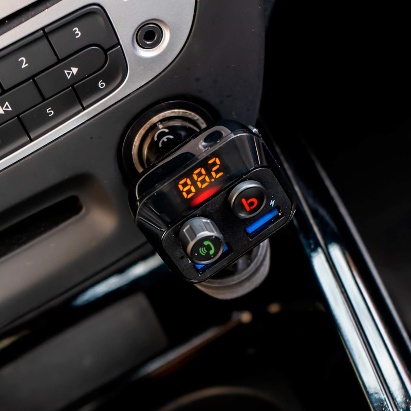 FM Modulator PNI Valentine F250 Bluetooth 5.0, MP3 Player, FM