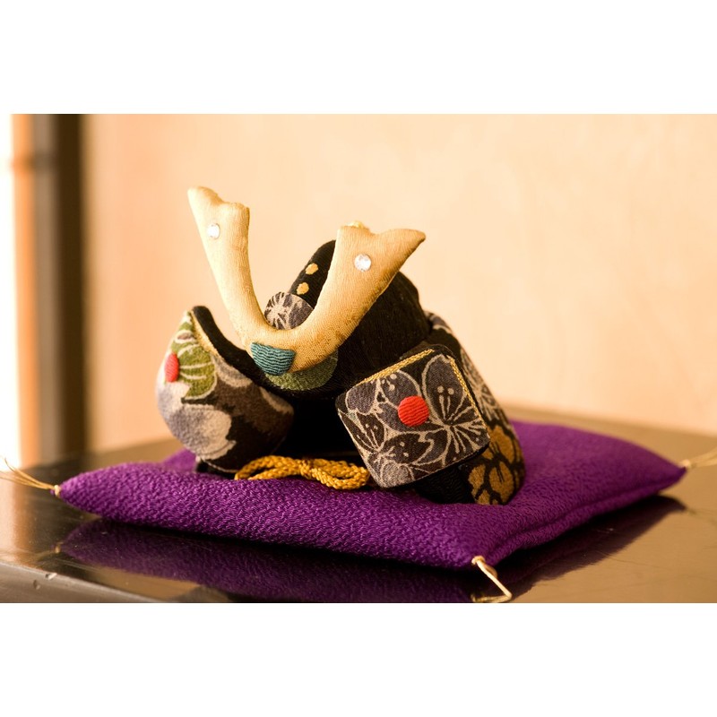 Japanese Pattern Crepe Helmet