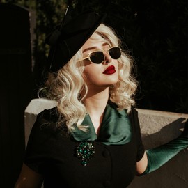 LJCZKA Trendy Square Metal frame Sunglasses for Women Men Retro Polygon Sun Glasses Luxury Classic Shades (GoldGrey)