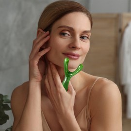 Resin Nose Massager, Nose Lifter Straightener Facial Massager Tool Guasha Board, Portable Nose Massager Tool Nose Lifter Clip Guasha for Home Beauty Salon