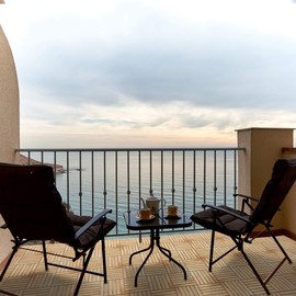 Giantex Patio Interlocking Wood Tile Flooring, Acacia Wood Deck Tiles Patio Pavers, Tools Free Assembly, Wood Composite Deck Flooring for Outdoor & Indoor, Pack of 10 Tiles, 12" x 12" (Stripe Pattern)