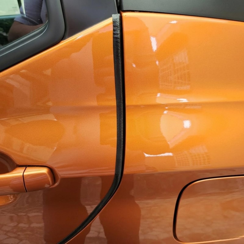Protector Borde Puerta Auto Sello Hule Moldura Antirrayas Universal 5m