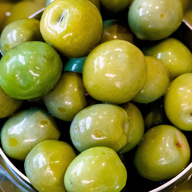 Sanniti Whole Castelvetrano Olives - 20.5 Ounce Jar