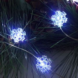 2 Pack Battery Operated Mini Snowflake Led Fairy Lights with Timer 6 Hours on/18 Hours Off for Wedding Party Decoration,30 Count LEDs,10 Feet Silver Wire (Cold White)
