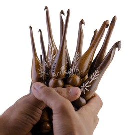 Crochet Hooks Set of 13-3.5mm to 12mm - Hand Carved Wooden Hook with Leaf Design - Ergonomic Soft Grip for Arthritic Hands - Crochet Accessories (Set of 13)