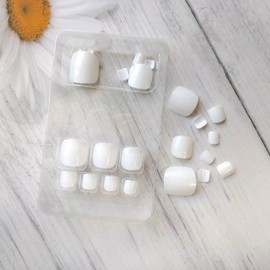 Generic White Press on Toenails Glitter Full Cover Fake Toenails 24pcs Glossy Minimalist Bright White Toe Nails with Powder Designs Summer Short Acrylic Toenails Glue on Toenails for Women Girls
