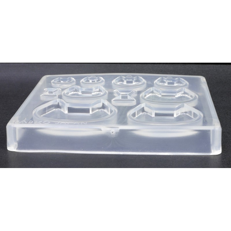 Padico 404218 Resin Mold, Soft Mold, Cat