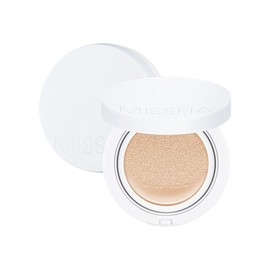 Missha [Missha]*Renew* Magic Cushion Moist Up SPF50+/PA+++ (2 colors)