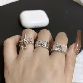 GIGB PBDK Silver Irregular Rhinestone Star Ring Set for Women Chunky Square Cross Signet Ring Set Open Adjustable Knuckle Star Ring Jewelry Gift (Pappardelle)