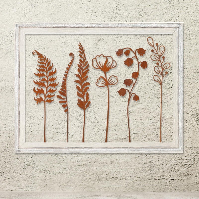 12 Pack Rusty Metal Garden Stakes, Rustic Metal Fern Leaf