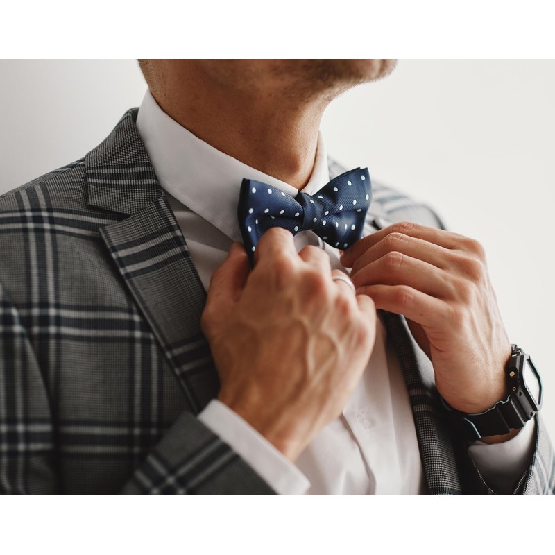 Retreez Men Woven Pre-tied Bow Tie Snowflake Christmas 13 cm