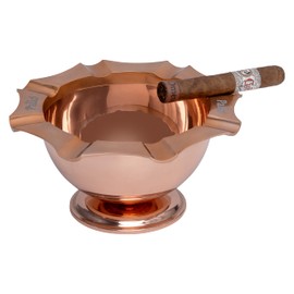 Palió® Tazza ashtray combines functionality with aesthetics, providing a stylish solution for cigar enthusiasts who enjoy sharing their smoking experience with others. (Copper)