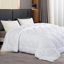 GOHOME 120x98 Oversized King Comforter All Season Extra Large King Size Microfiber Comforter Quilted Down Alternative Duvet Insert with 8 Corner Tabs