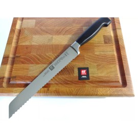 ZWILLING J.A. HENCKELS 4-STAR 8" BREAD KNIFE  31076-203 NEW