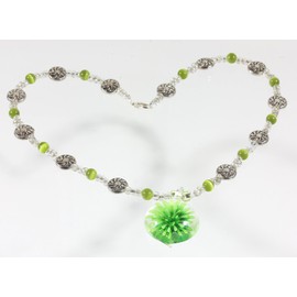 Style-ARThouse Happy Me Fresh Spring Green Necklace with Unique Glass Flower Pendant, 24 Inches
