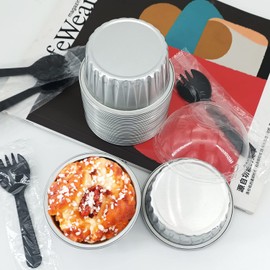 Forros para cupcakes con tapas de cúpula paquete de 50, Free-Air 5 onzas de aluminio para hornear moldes de panecillos, Souffle Postre Pudín Ramekin Soportes para panadería individual, boda, fiesta de