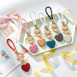 CHUQING Keychain Gifts for Girlfriends, Best Friend Birthday, Keychain with Heart Shape Glitter, Champagne Car Keychain