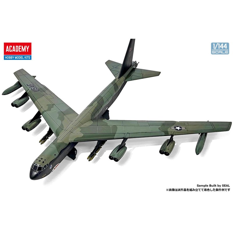 ACADEMY USAF B-52D Stratofortress, Scale 1/144, Model Kits