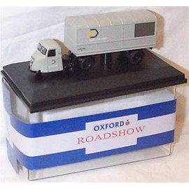 oxford roadshow scammell scarab trailer van 1:76 scale diecast model