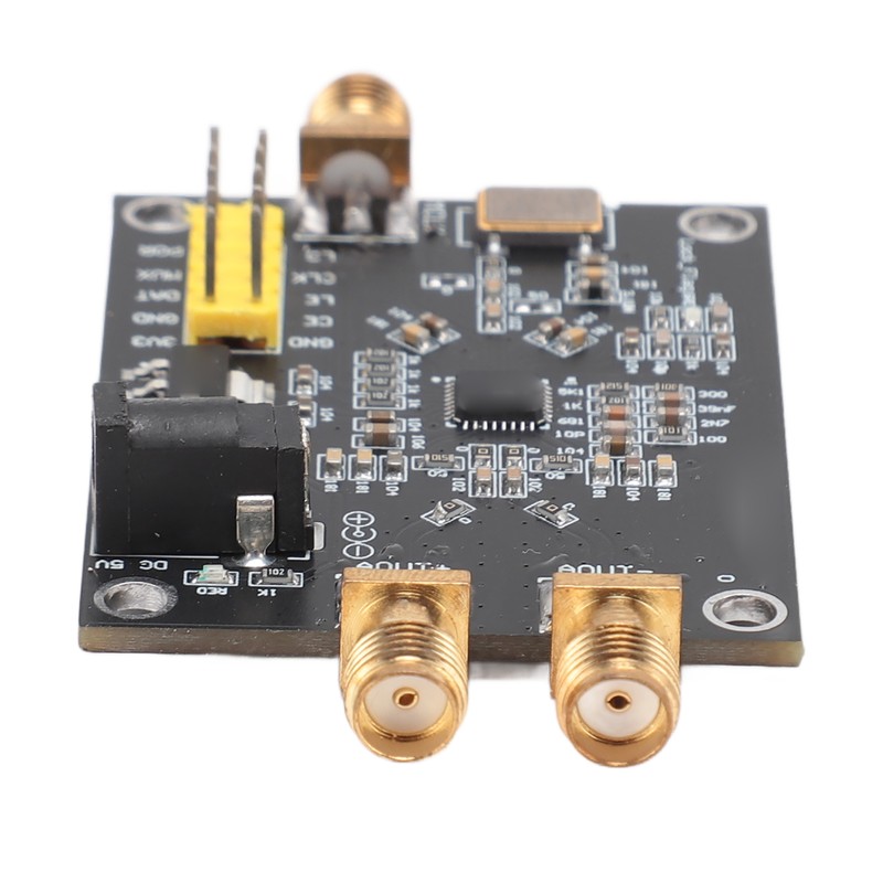 RF Signal Generator ADF4350 Chip 35MHz to 4400MHz SMA Output