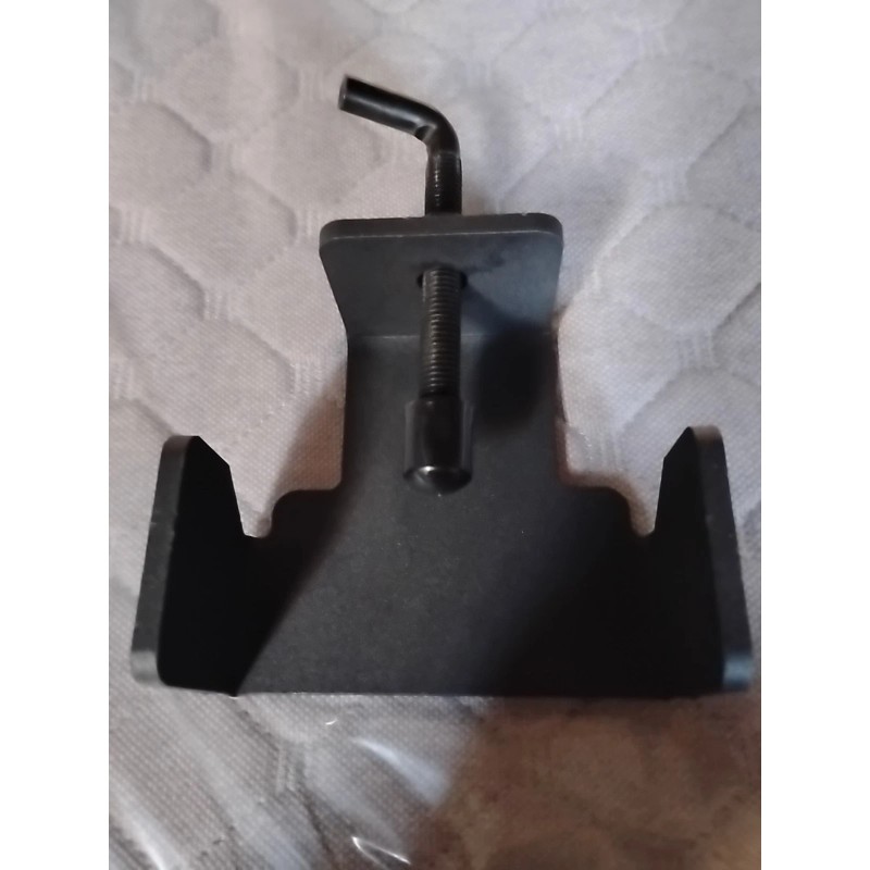 Universal Lawnmower Blade Removal Tool BOC5N49CT3