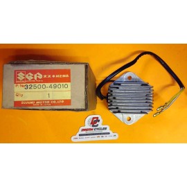 Suzuki NOS 1978-79 Suzuki GS1000 Voltage Regulator NEW Original GS 1000 Box Module OEM