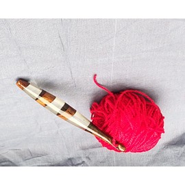 Merit wooden craft Handcrafted Resin epoxy & Wood Mix Crochet Hooks Ergonomic Soft Handle Needles Knit Weave Craft Yarn Different Size, Crochet Hooks. (6mm)