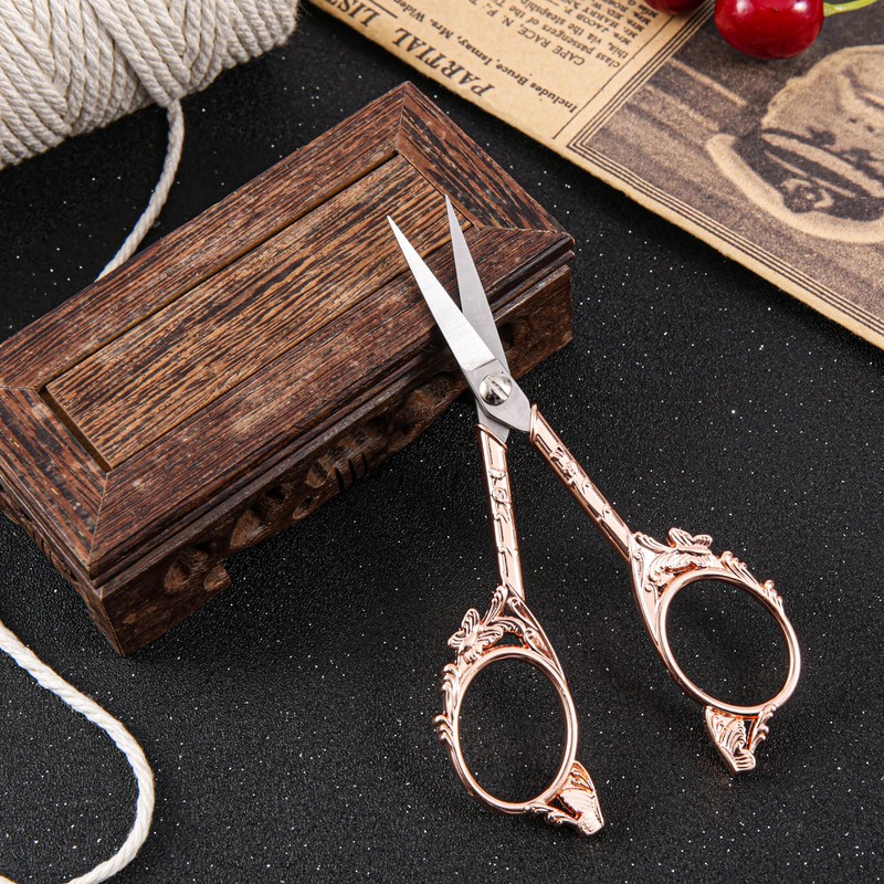 Crochet Scissors Kit with Cover, Comfortable Handles and Sharp Tips,