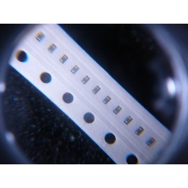 Capacitor Specialists SMC0402NPO0R5C