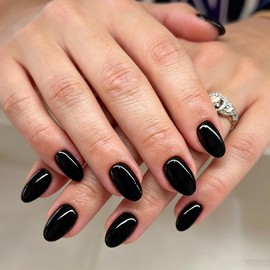 Black Press on Nails Short Oval Fake Nails Solid Color False Nails Press ons Acrylic Artificial Glue on Nails Full Cover Glossy Stick on Nail for Women, Salon Gel Look Manicure Kit 32Pcs