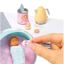 MGA's Miniverse Make It Mini Real Baby Baby Food - Mini bebè da collezione con accessori per la pappa e riproduzioni di alimenti, età 8+