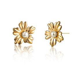 Teppdfann Gold Flower Pearl Earrings for Women – Elegant Floral Earrings with Pearl Center, Classic Flower Stud Earrings for Gift