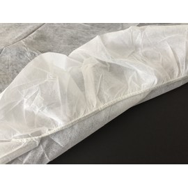 Golden Coast Unlimited Pack of 25 Disposable Fitted Massage Table Sheets - Heavy Duty White Elastic Bed Sheets, Perfect for Doctors' Offices, Spas, and Portable Massage Tables