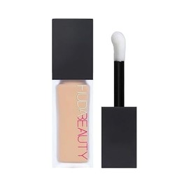 Huda- Corrector a prueba de arrugas con cobertura modulable y luminoso de HUDA BEAUTY #FauxFilter Coconut Flakes 2.7
