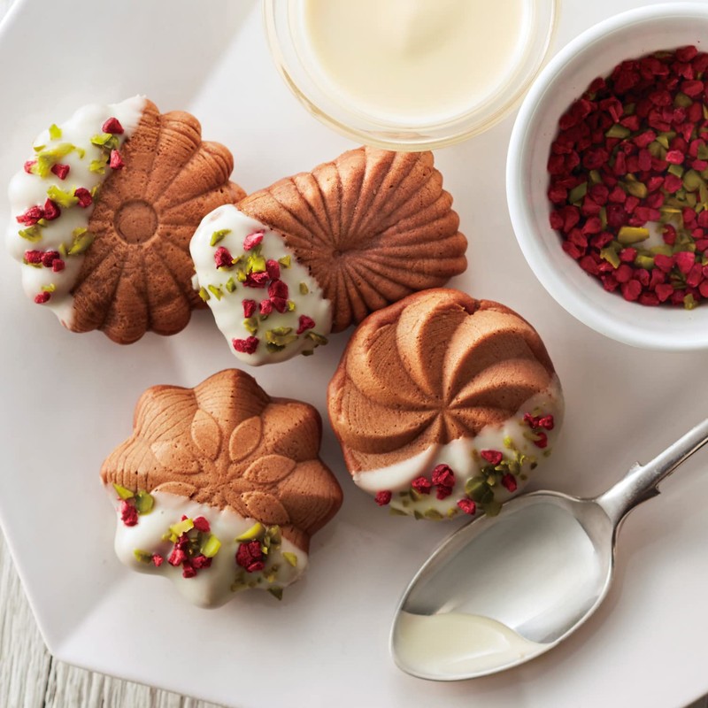 Bruno BOE043-GATEAU Hot Sand Maker, Electric Single Petit Gateau Plate