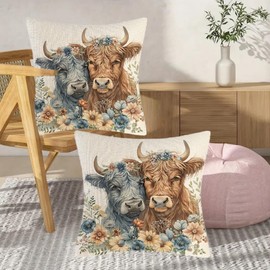 Tivleed Highland Cow Cushion Cover (45x45cm) - Soft Scottish Farmhouse Decor, Cream Yellow Throw Cushion Case for Couch, Bed - Unique Gifts for Women or family, Home Accessories