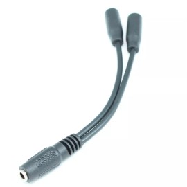 My Cable Mart 4inch 3.5mm Mini-Stereo TRS Female to 2 Female Y-Cable / Splitter